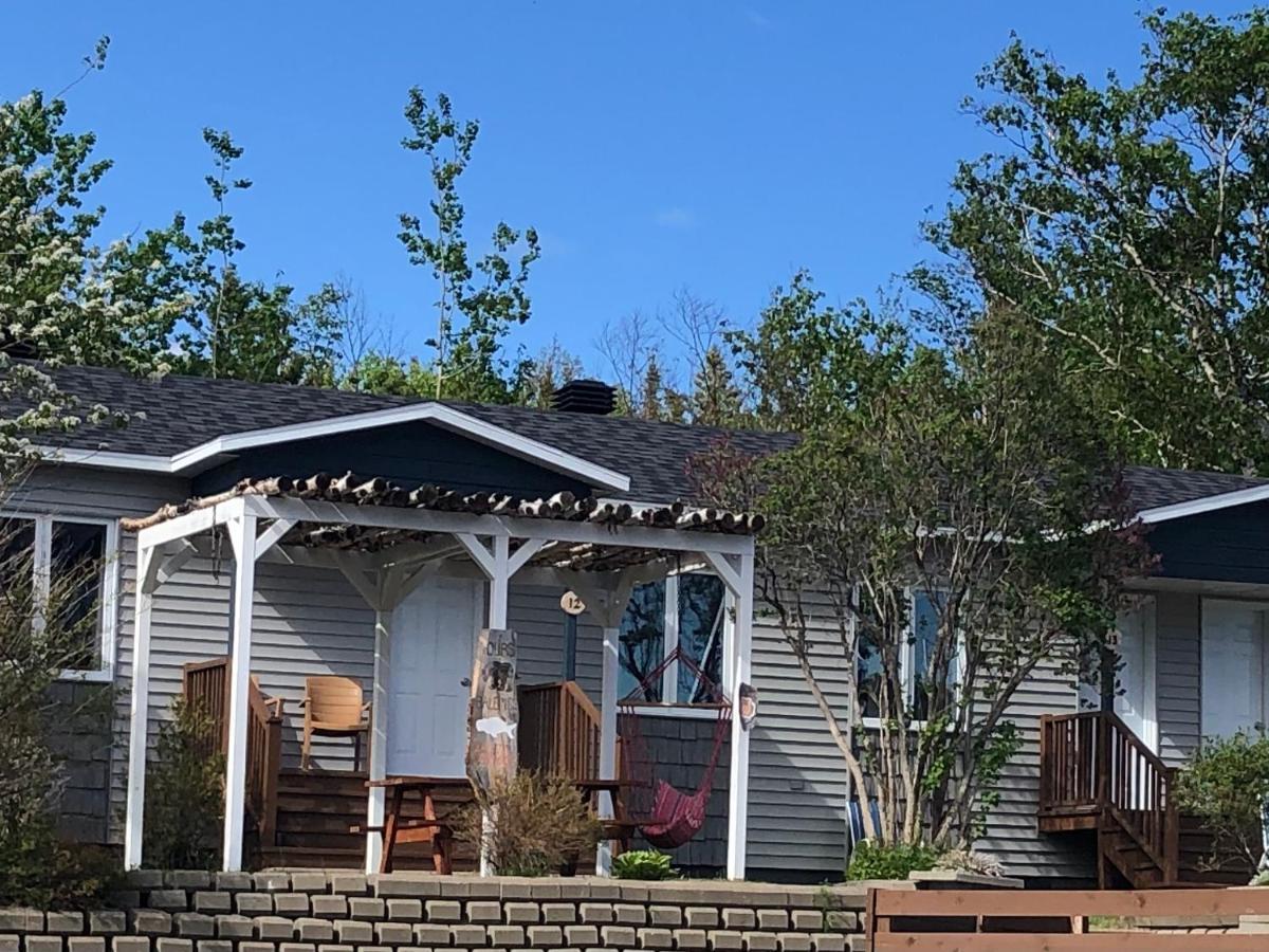 Hotel Motel Le Beluga Tadoussac Exterior foto
